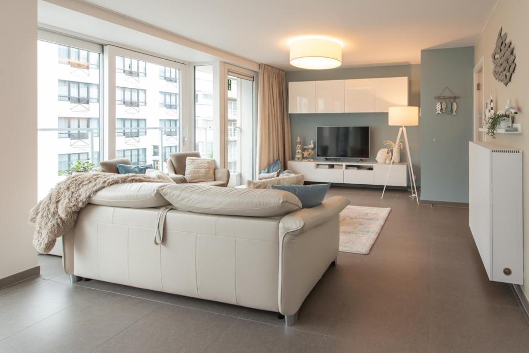 Westminster - Free Parking Apartment Oostende Bagian luar foto