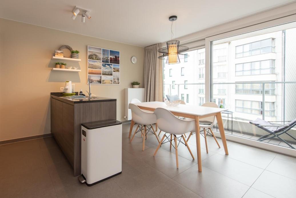 Westminster - Free Parking Apartment Oostende Bagian luar foto